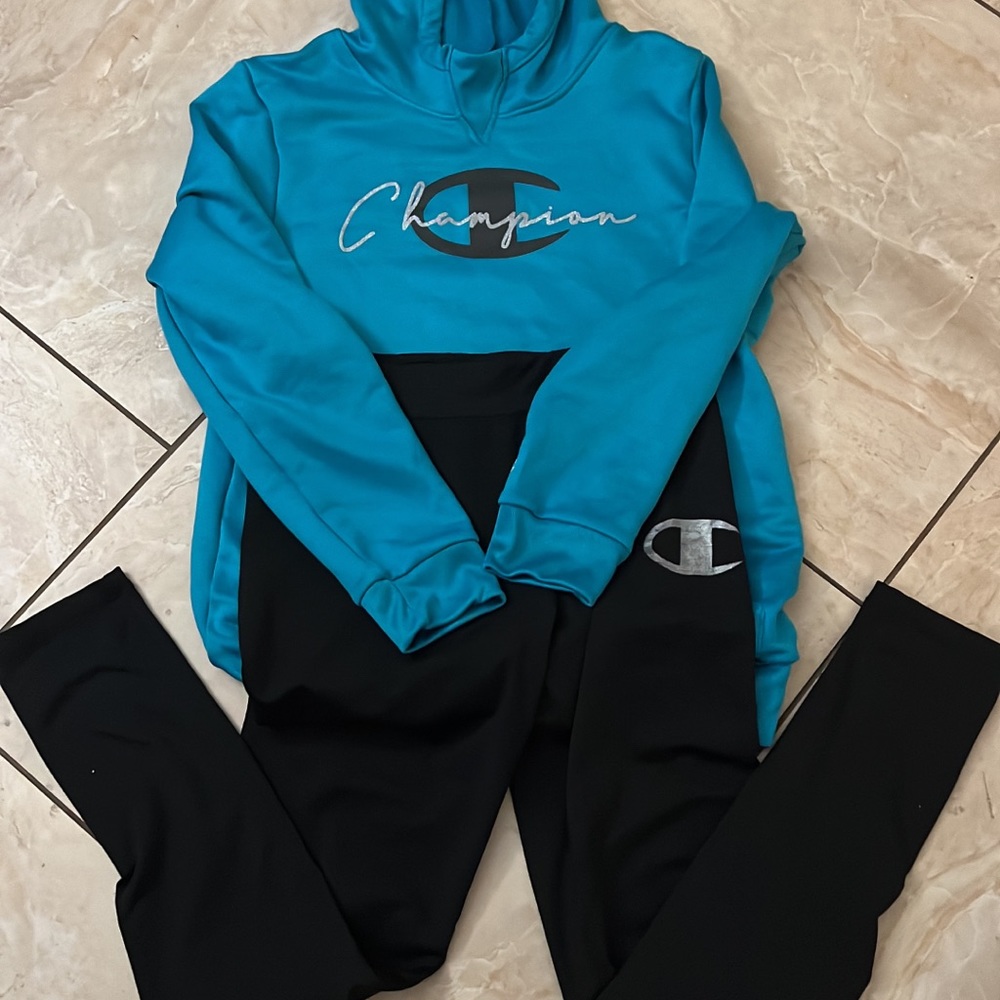 Girls champion set